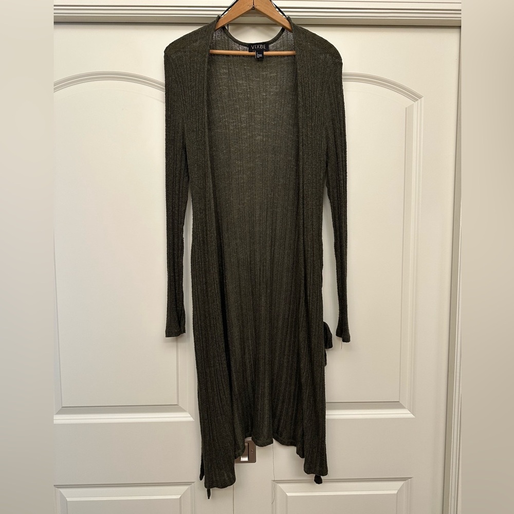 Elegant Women's Lightweight Duster Cardigan